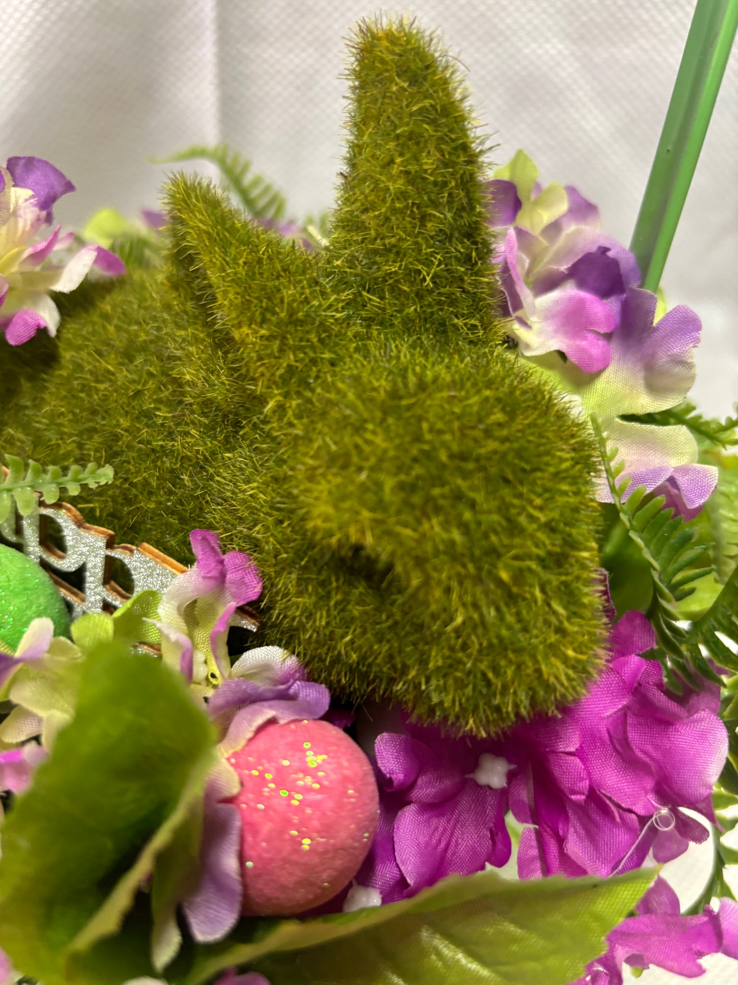 Green basket centrepiece