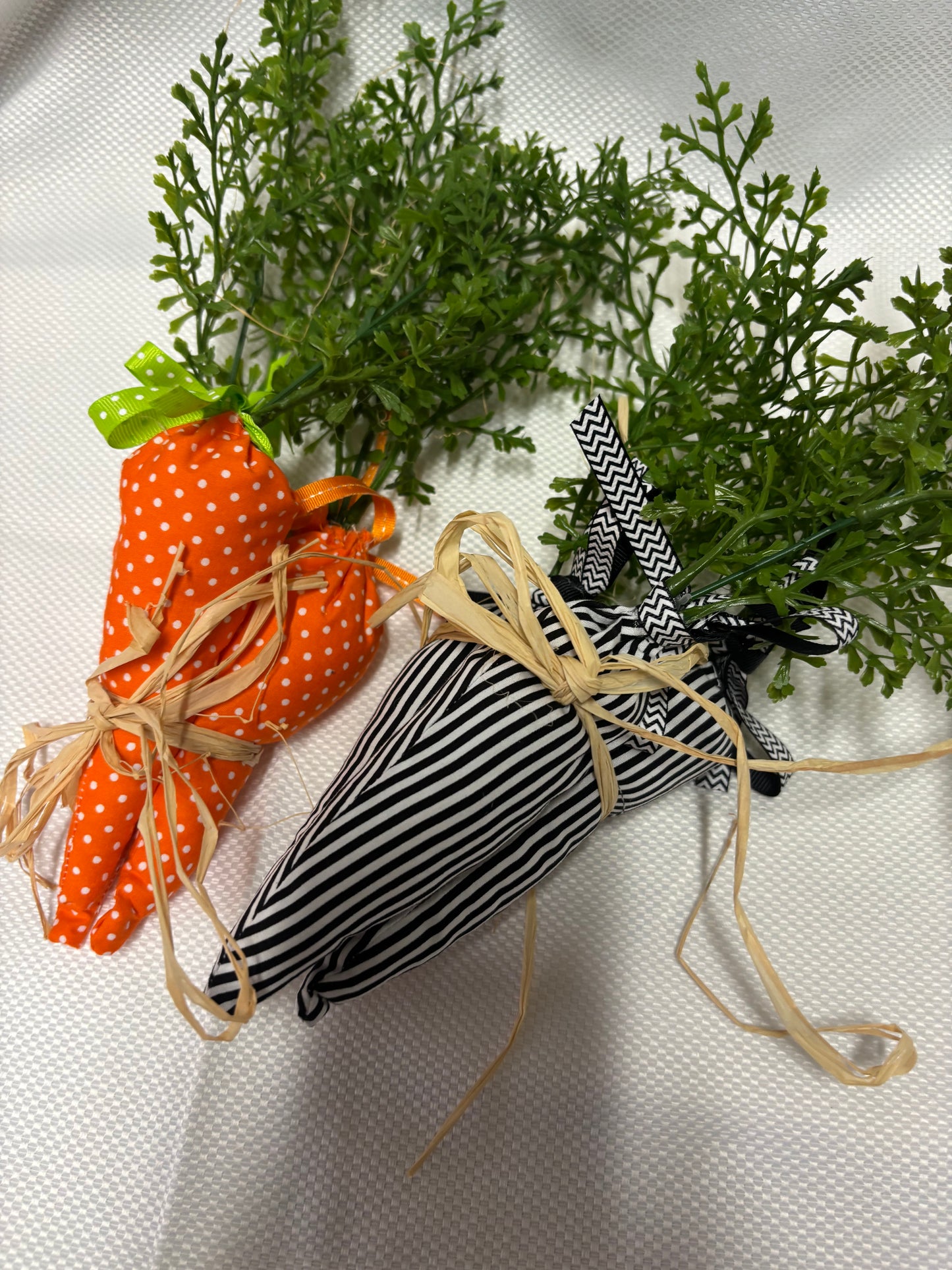 Carrot bundle-set of 3 carrots